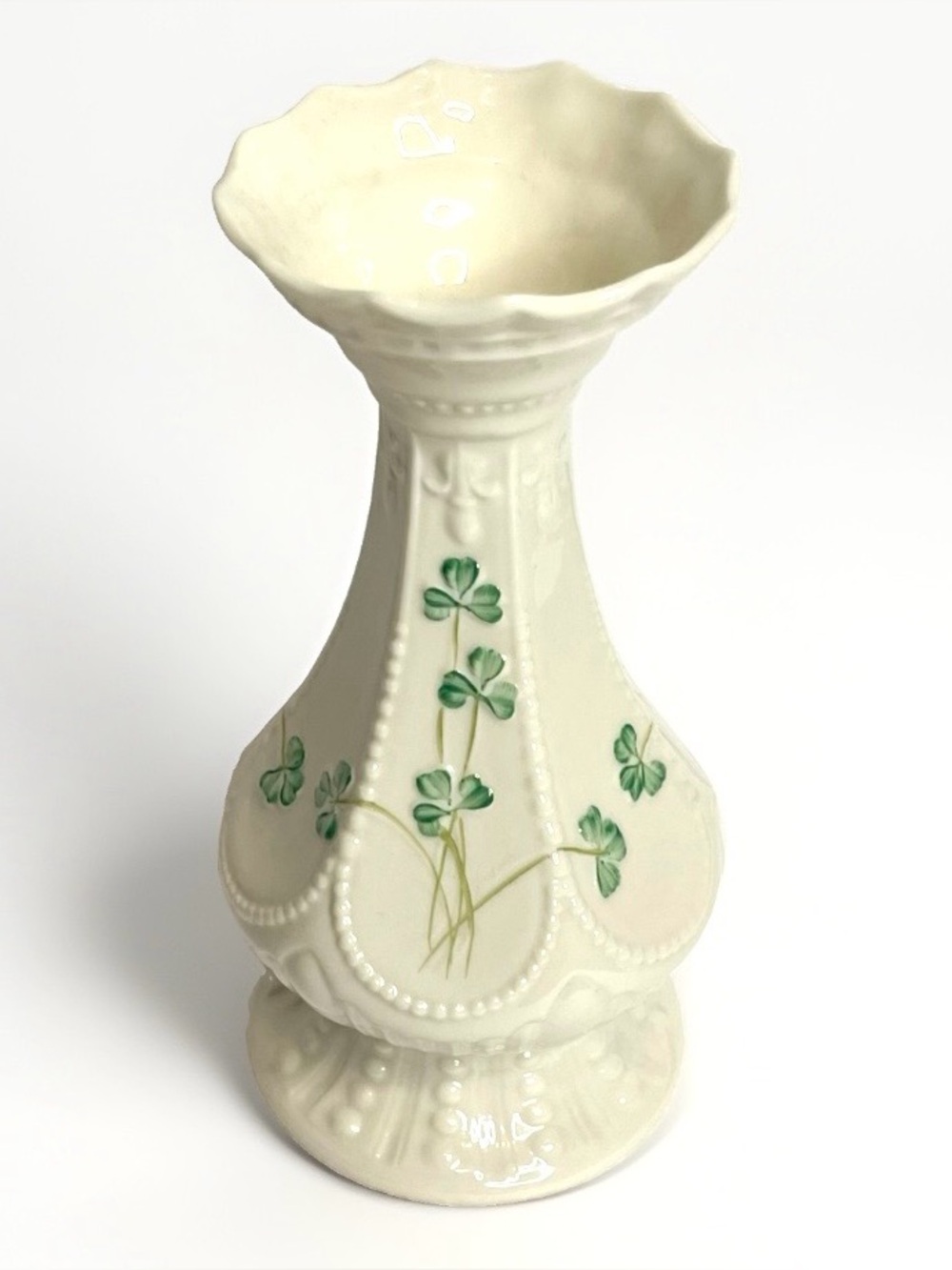 VTG Belleek Vase Scalloped Porcelain Shamrock 7" Irish Ireland Original Tag 0467